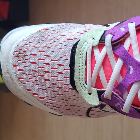 Nike React Vision [GS] - Picture 9 of 9